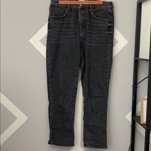 SUPER cute Pacsun mom jeans!!